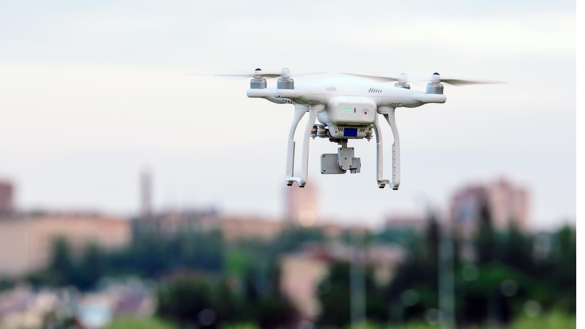 Amazon, Walmart start launching drones, but stay mum on 5G